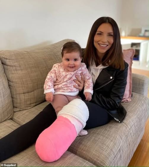 In six months, I gave birth, lost my leg, and fought canc3r.