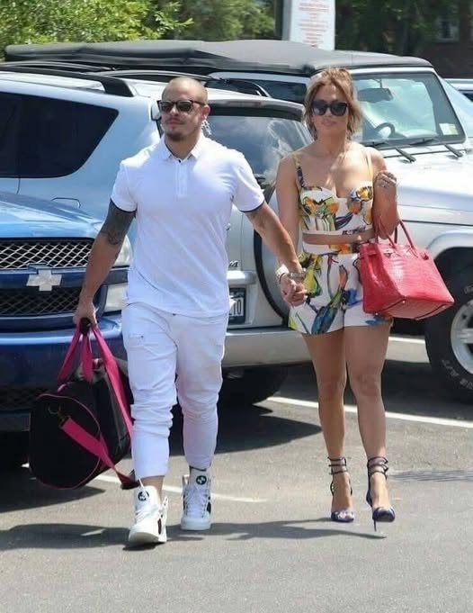 Jennifer Lopez, 54, is showing off her new boyfriend, and you better sit down, because you might recognize him!