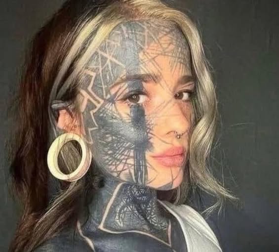 Melissa Sloan, The Most Tattooed Mum in Britain Reveals a Rare Glimpse Without Her Ink